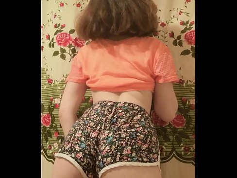 ❤️ seksi genç bebeğim soyunma kapalı onu şort üzerinde kamera ️❌ Porno bizde